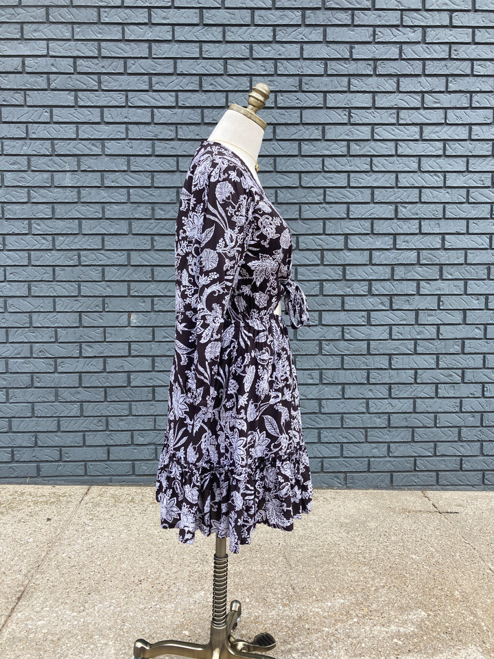 ¾ Tie Front