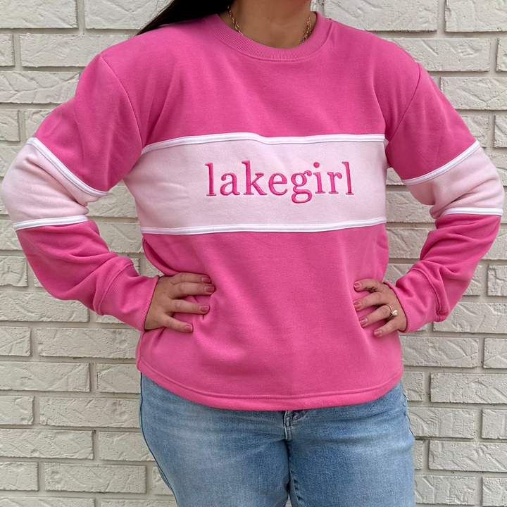 Super soft oversized women’s top – relaxed fit and true to size.