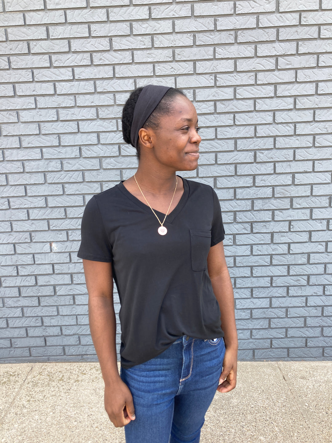 pocket v-neck tee