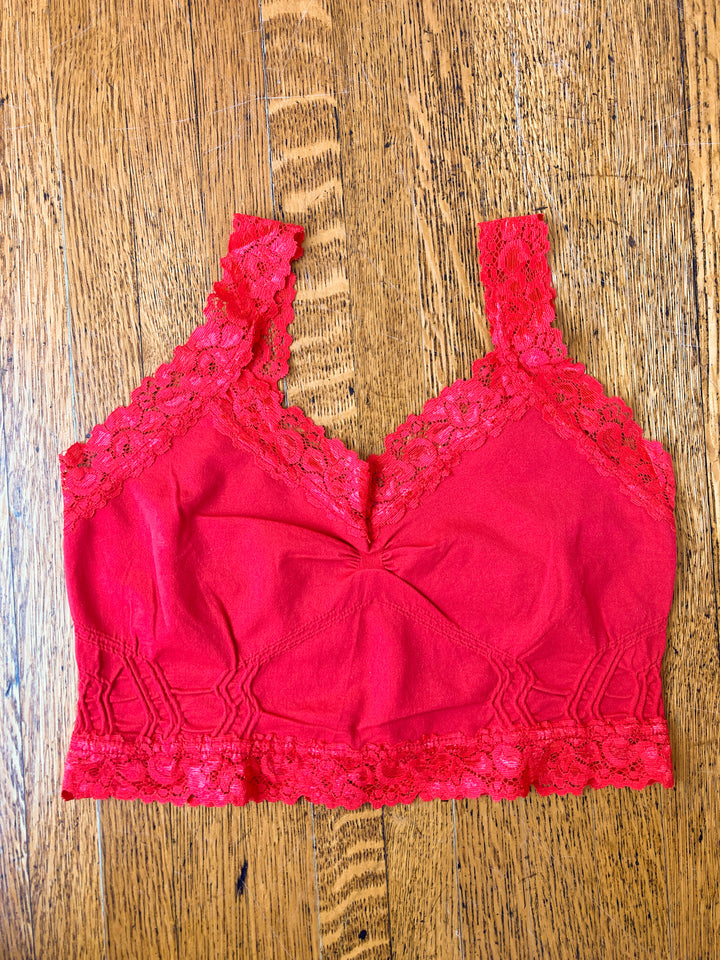 solid bra with lace trim