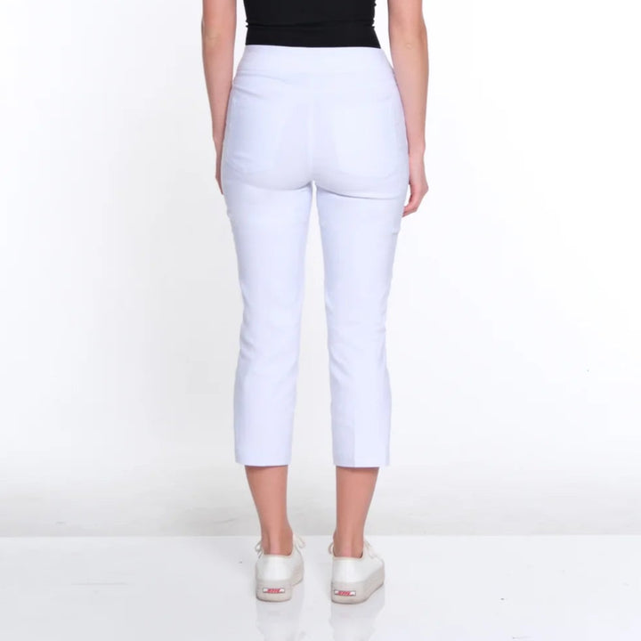 Fine Line Twill crop pants with stretch comfort and functional pockets—premium fit for confident women 30+ on the move.