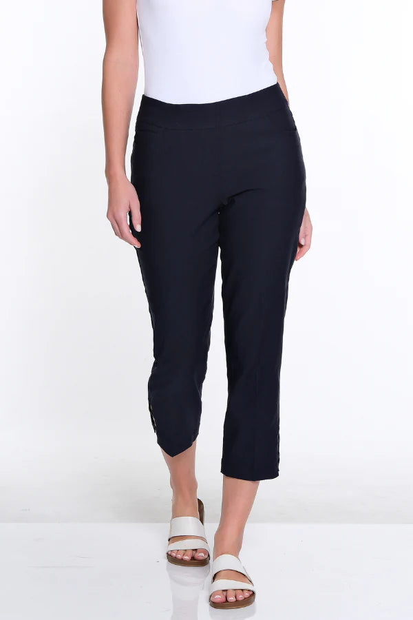 Fine Line Twill crop pants with stretch comfort and functional pockets—premium fit for confident women 30+ on the move.
