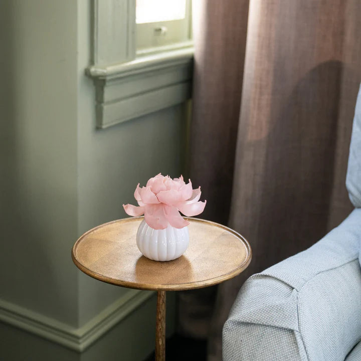 "Sweet Grace Flower Diffuser – blooming flower design that turns pink over 60 days; features best-selling oriental & spice fragrance with passion fruit, sparkling tea, and patchouli."