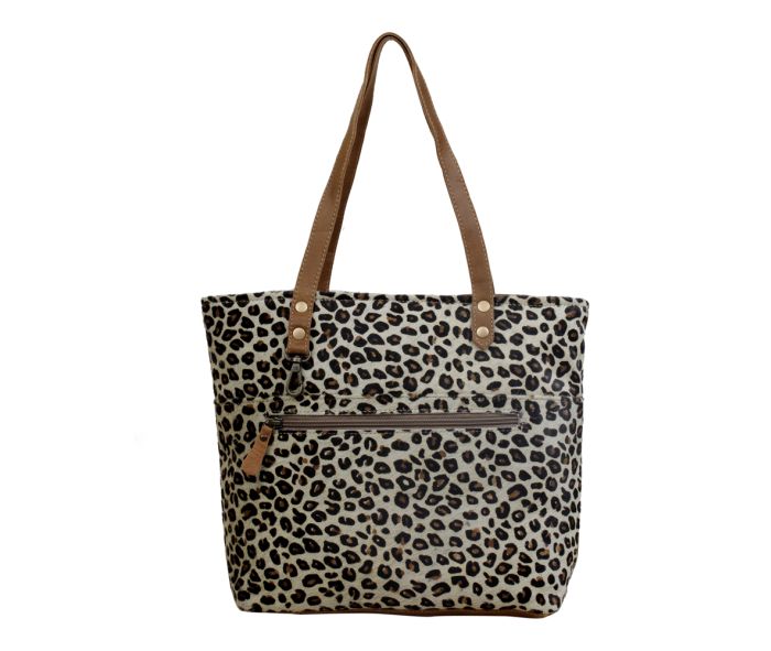 Myra shoulder bag with soft material, roomy interior, and stylish design—chic, everyday accessory for confident women 30+.