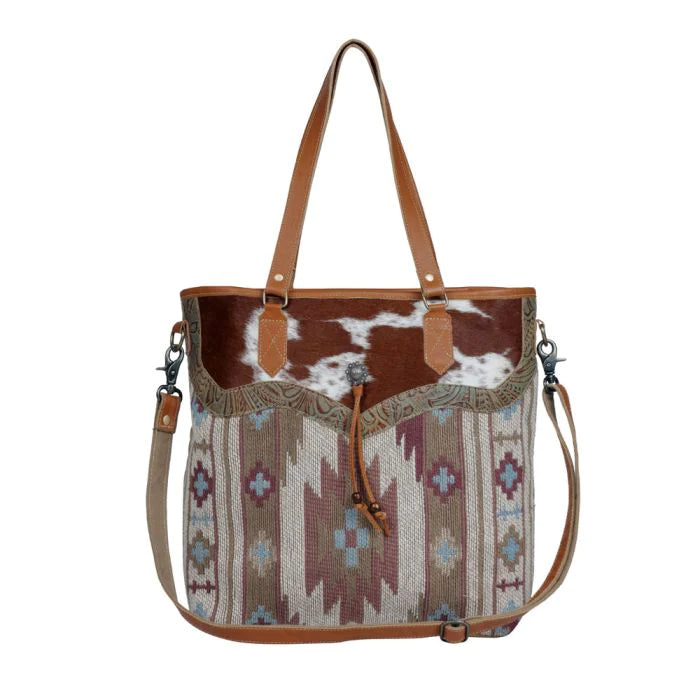 Myra tote bag with roomy interior, durable straps, and stylish design—perfect everyday bag for confident, stylish women 30+.