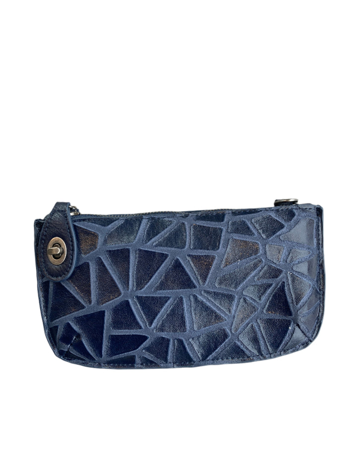 crossbody wristlet clutch