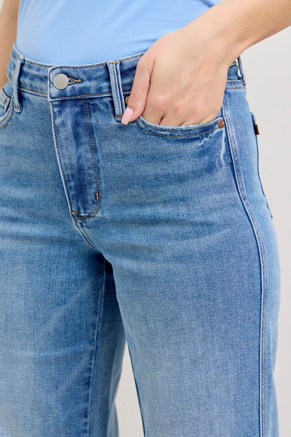 Judy Blue MR Petite Vintage Wash Straight
