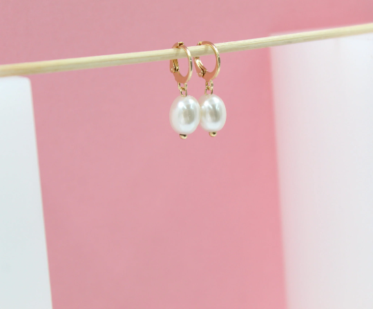 18K Gold Filled Oval Synthetic Pearl Lever Back Earrings