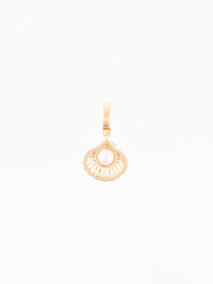 Michelle McDowell Charm Sophie gold scallop shell pendant with pearl center accent