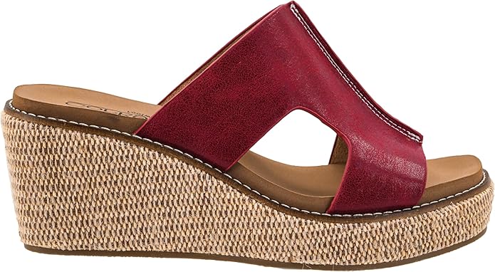 Kiss ‘n’ Tell Slip-On Wedges