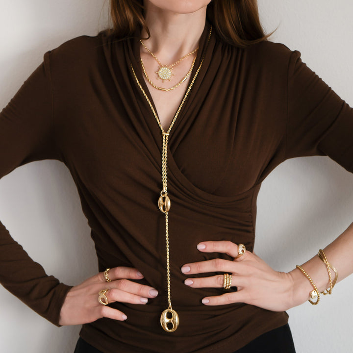 Mother of Pearl Pendant Necklace