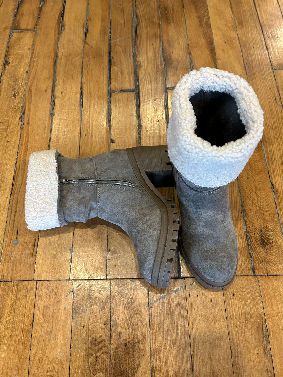 Snuggy Womens Boot