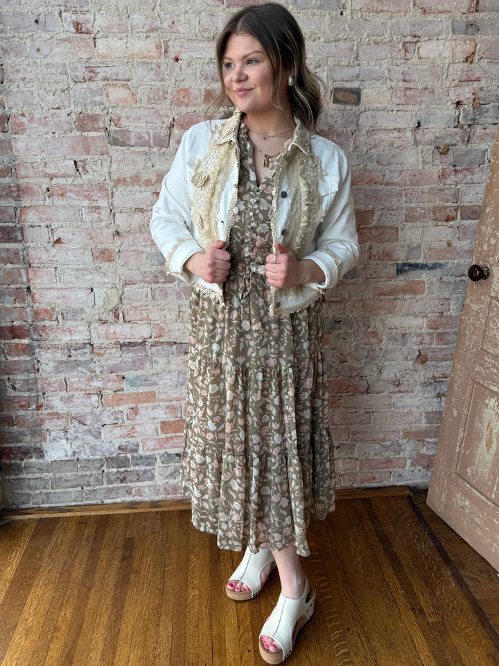 Flutter Sleeve Tiered Midi Dress