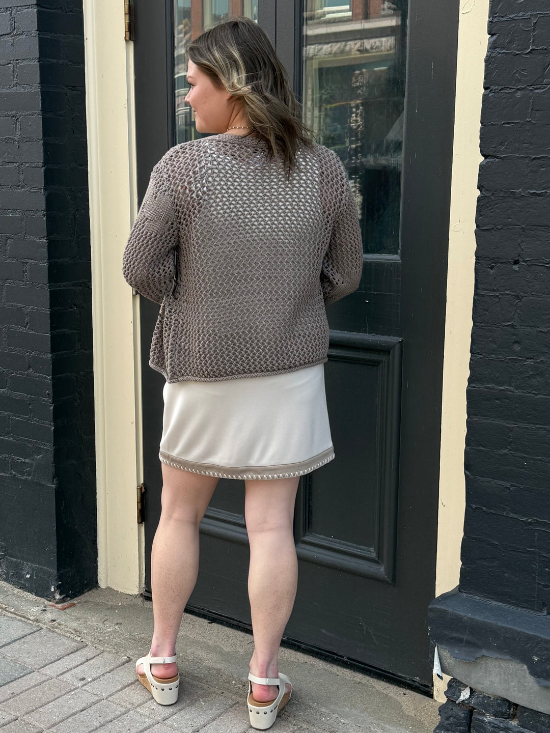 Chic Contrast-Trim Mini Skirt