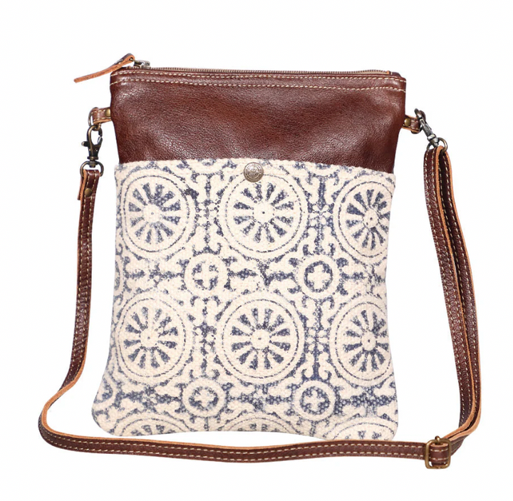 Ruggy Small & Crossbody Bag