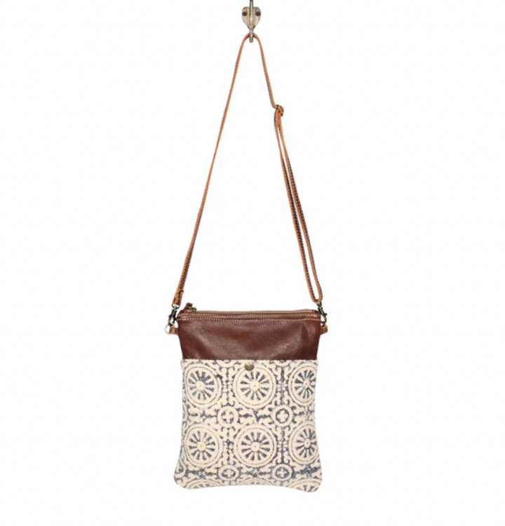 Ruggy Small & Crossbody Bag