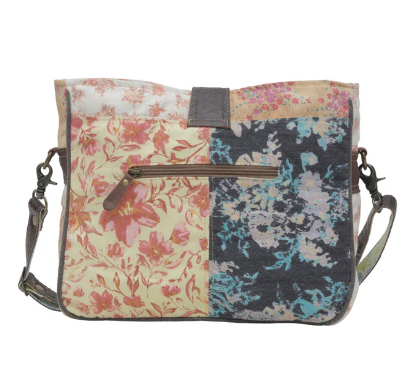 Le Fleur Shoulder Bag