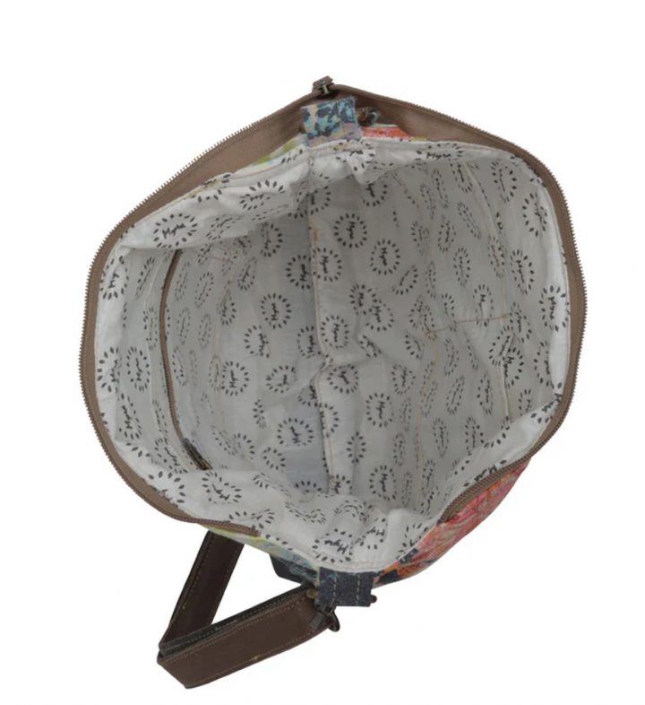 La Fleur Essi Shoulder Bag