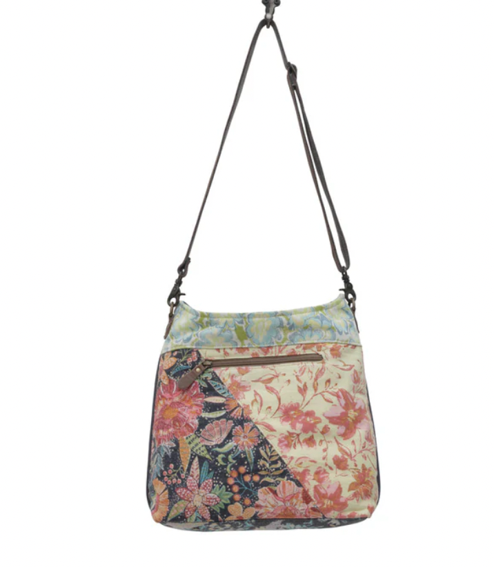 La Fleur Bel Shoulder Bag