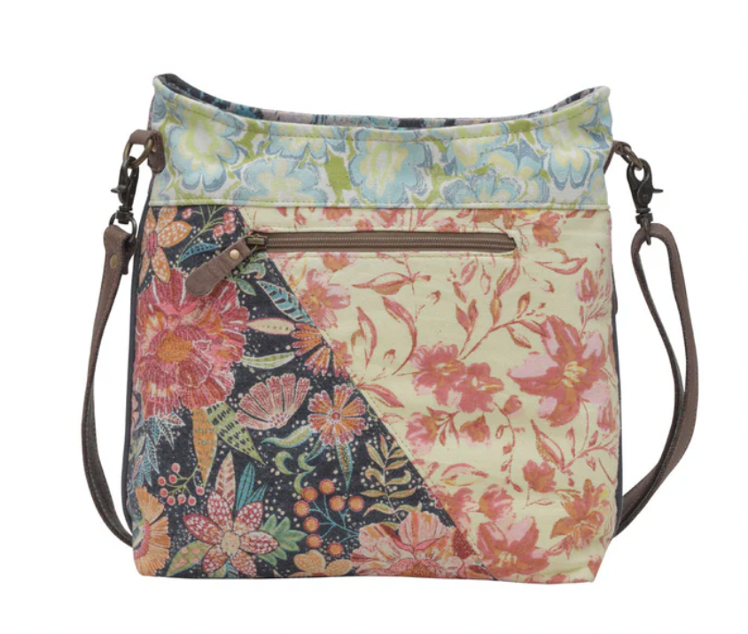 La Fleur Bel Shoulder Bag