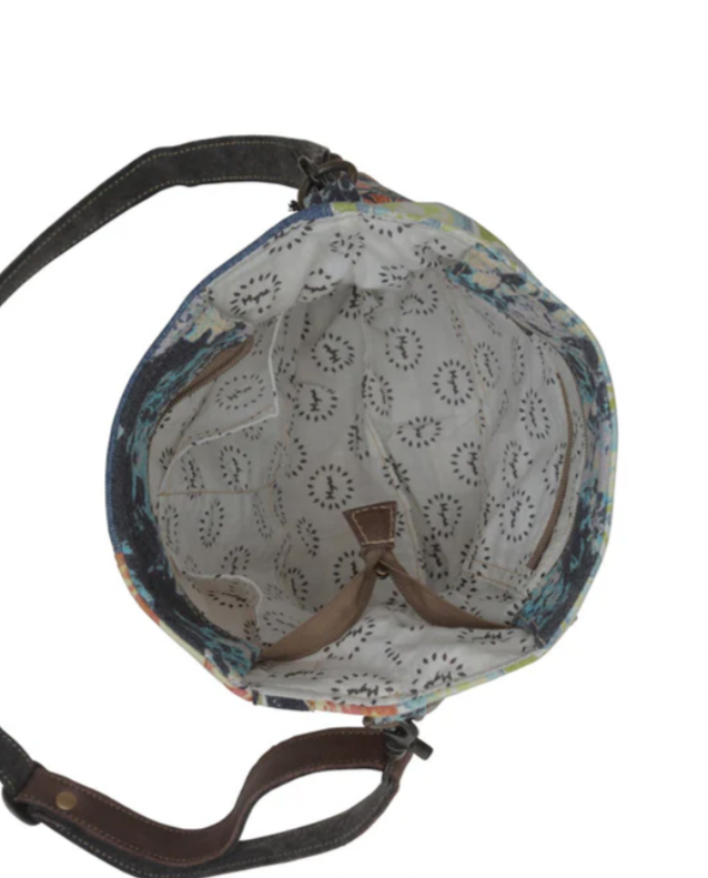 La Fleur Blu Shoulder Bag