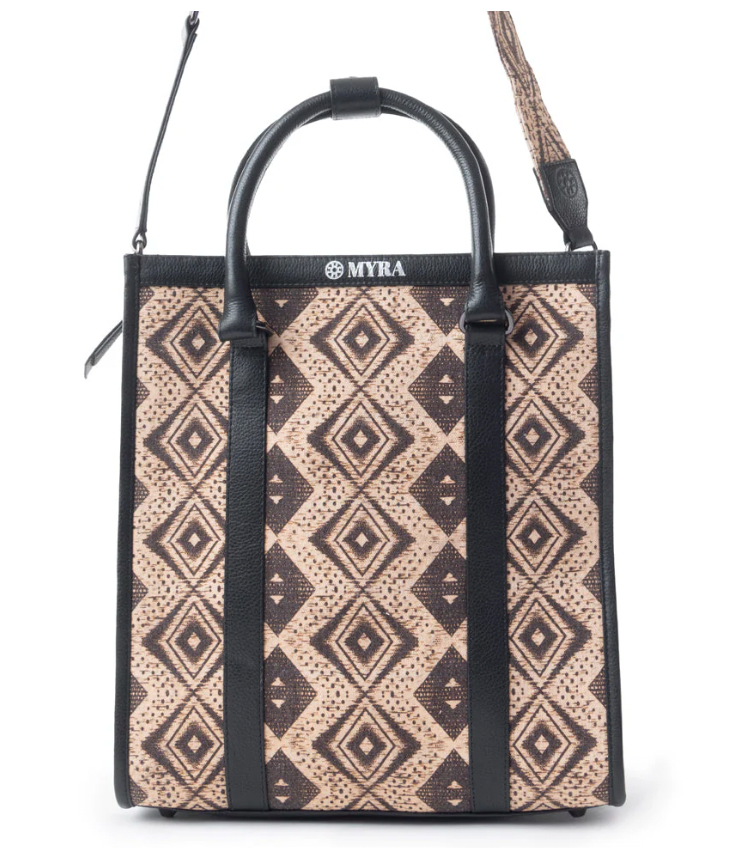 Tribal Legacy Tote Bag In Cream