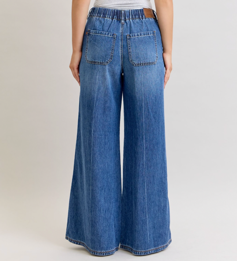 Judy Blue HW Palazzo Featherweight Jean