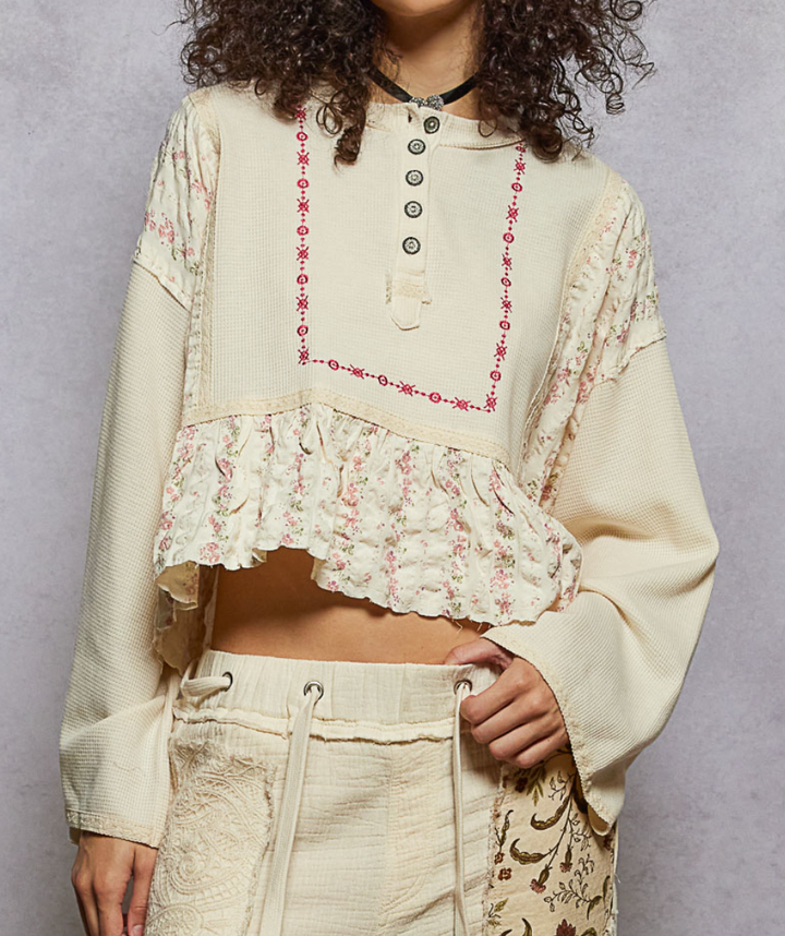 Embroidered Floral Thermal Flare Sleeve Cropped Top