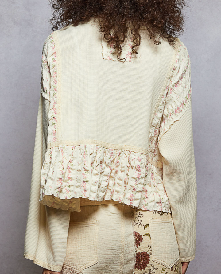 Embroidered Floral Thermal Flare Sleeve Cropped Top