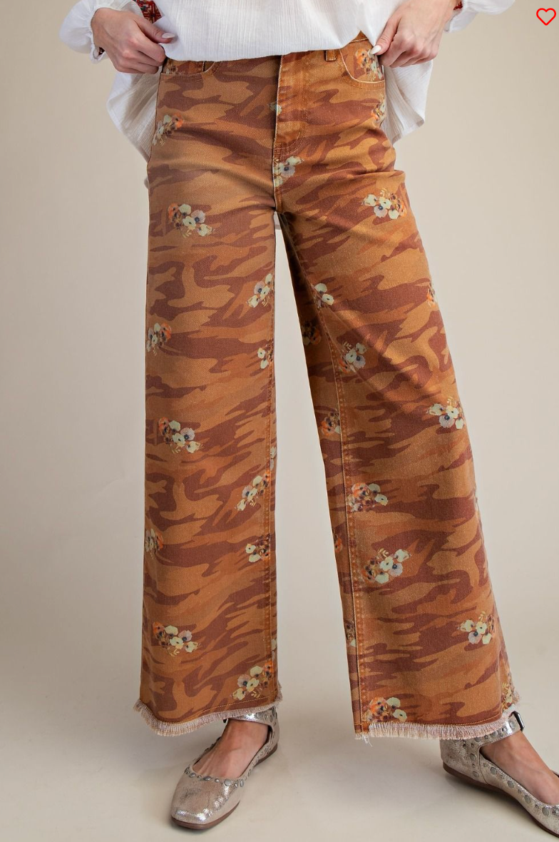 Camouflage Print Twill Pants