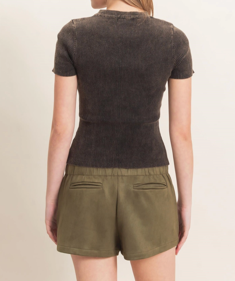 Ribbed Crew Neck Top