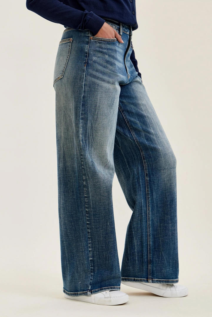 Judy Blue HW Wilhelmina Baggy Vintage Pants