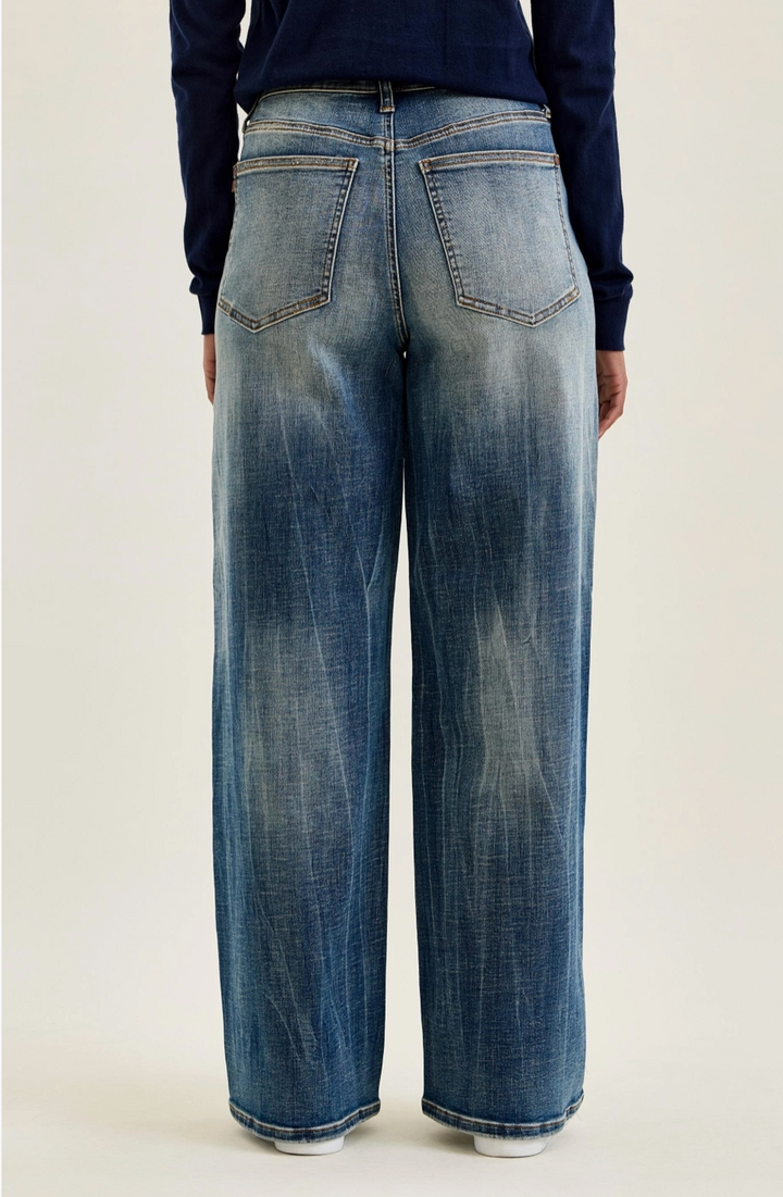 Judy Blue HW Wilhelmina Baggy Vintage Pants
