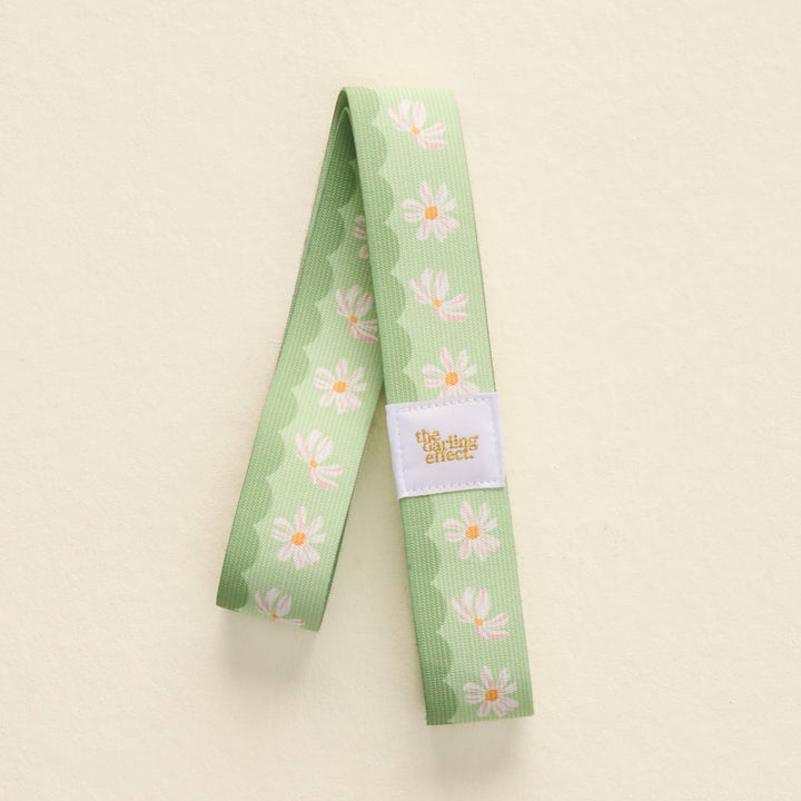 Stay-Put Towel Band-Scalloped Floral Sage
