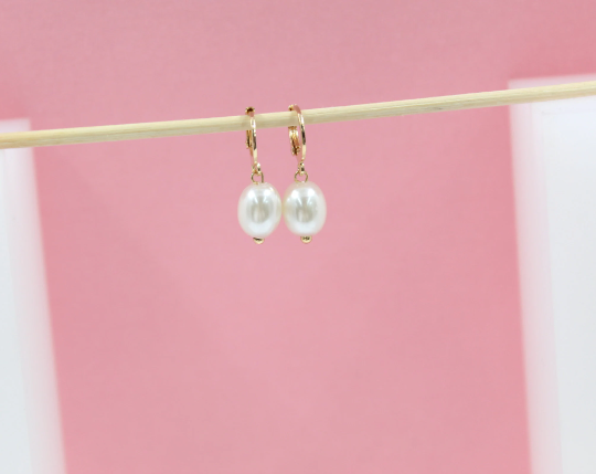 18K Gold Filled Oval Synthetic Pearl Lever Back Earrings