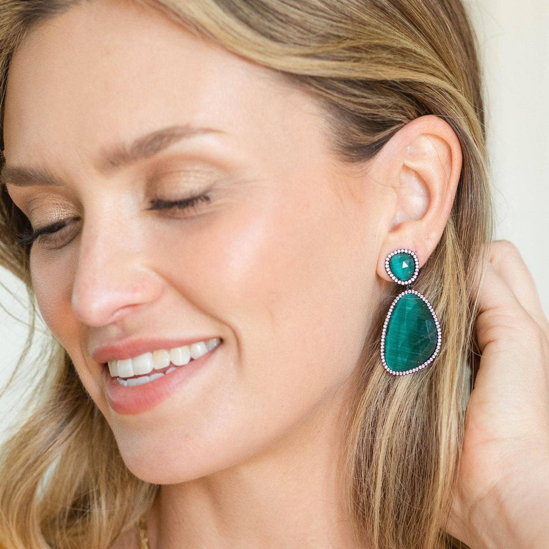 Bold Cat'S Eye Earrings