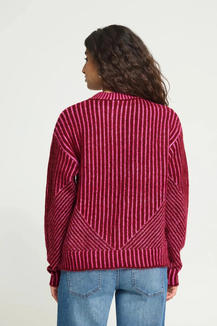 IHKAMARA LS STRIPE5 — Rhododendron
