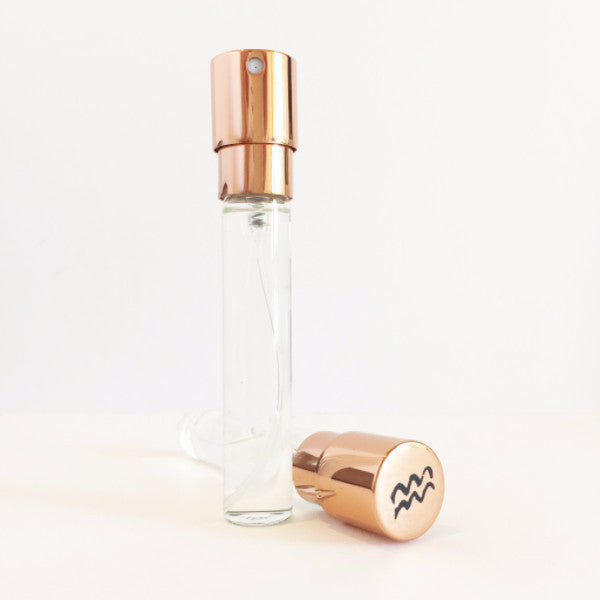 Aquarius Twist &amp; Spritz 8ml vial with Aquarius symbol cap