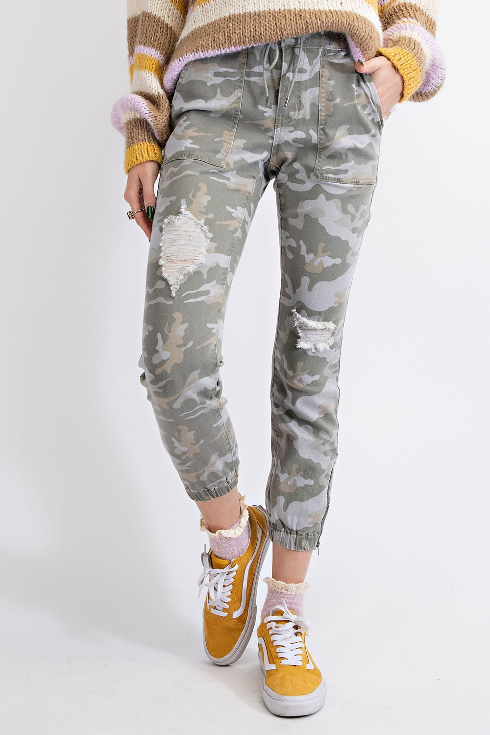 CAMOUFLAGE PRINTED TWILL PANTS
