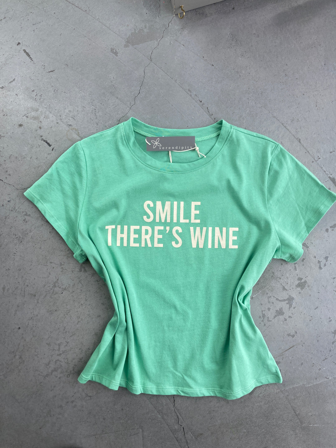 smile there's wine crop top