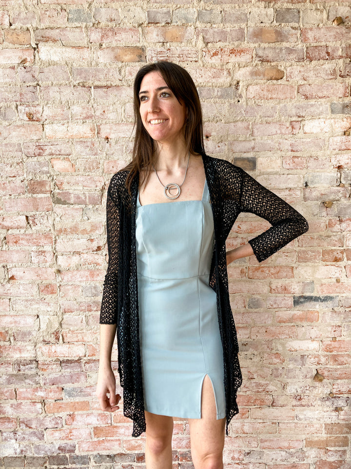 sleeveless strapped dress