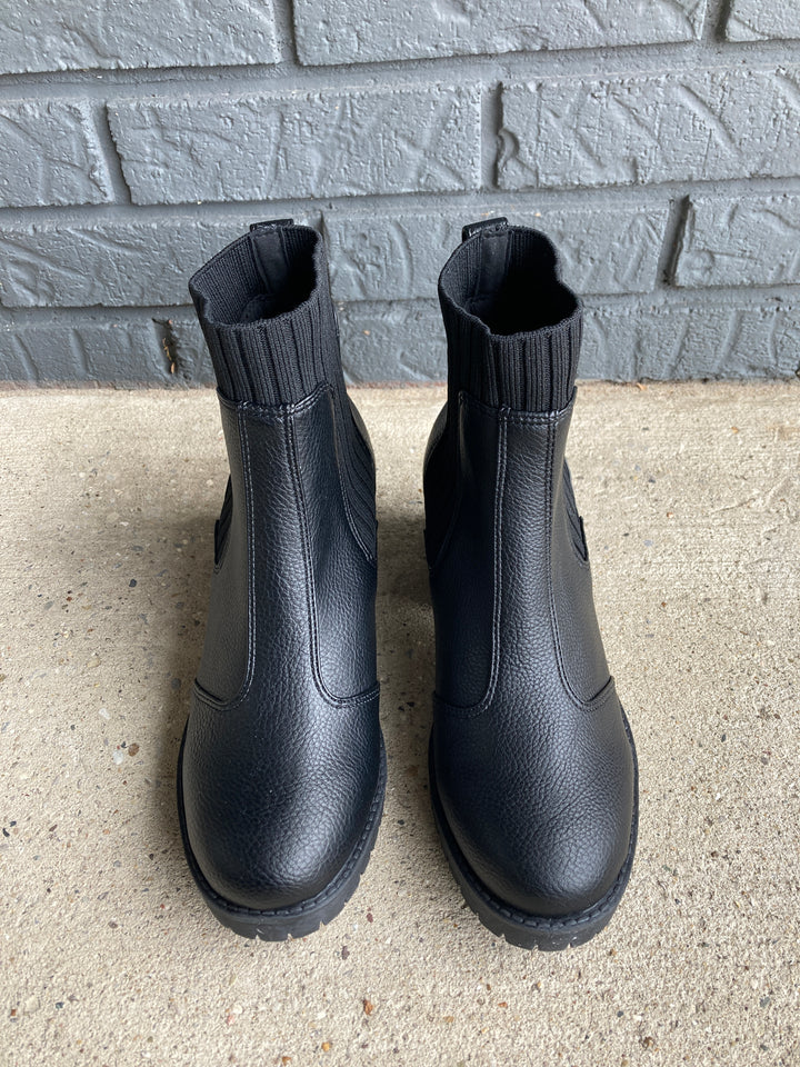 taiya boot
