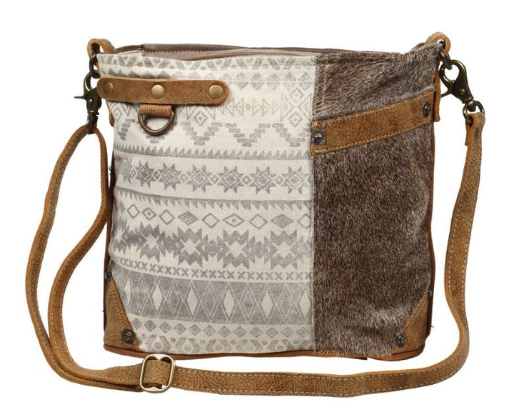 SIDE FLORAL DESIGN SHOULDER BAG
